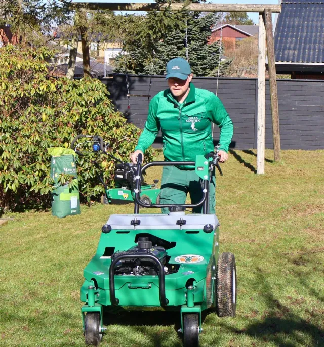 Græsnørden.dk Propning plæneluftning op til 150 m2